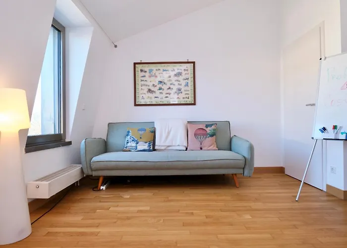 160m2 Penthouse In The Centre With A Balcony And The View Appartement