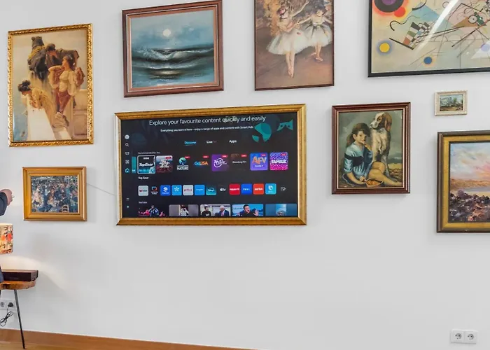 160m2 Penthouse In The Centre With A Balcony And The View Apartamento